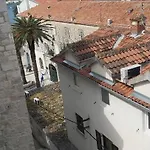 Makarska Old Town - Apartment